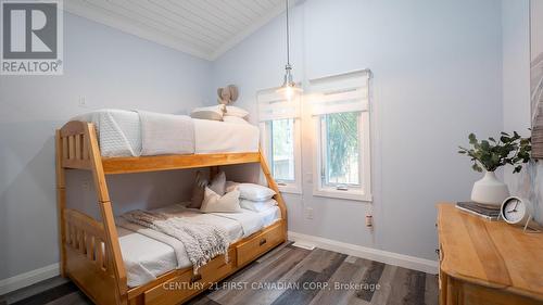 605 Lakeshore Road, Sarnia, ON - Indoor Photo Showing Bedroom