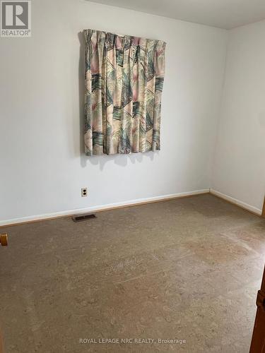 10355 Willodell Road, Niagara Falls (224 - Lyons Creek), ON - Indoor Photo Showing Other Room