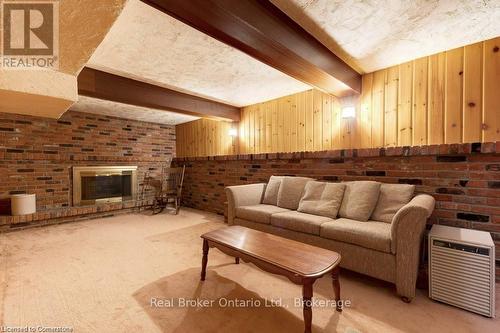 622 George Street, Burlington (Brant), ON - Indoor Photo Showing Living Room With Fireplace