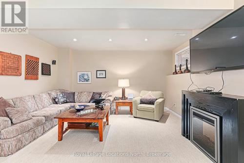 106 - 9 Sierra Trail, Collingwood, ON - Indoor Photo Showing Living Room