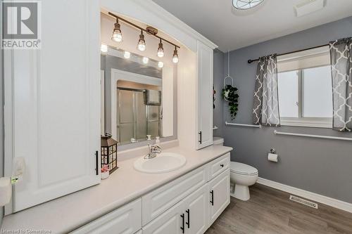 6 Abraham Drive N, Stratford, ON - Indoor Photo Showing Bathroom