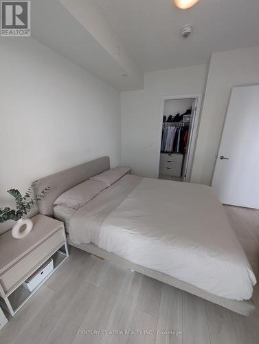 2805 - 2221 Yonge Street, Toronto, ON - Indoor Photo Showing Bedroom