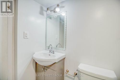 65 Davis Road, Aurora, ON - Indoor Photo Showing Bathroom