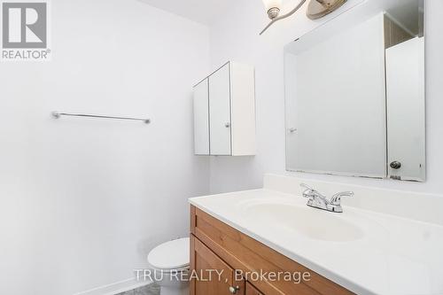 Ph8 - 900 Dynes Road, Ottawa, ON - Indoor Photo Showing Bathroom