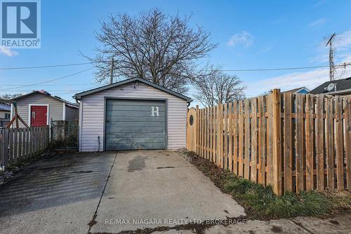 6096 Skinner Street, Niagara Falls (217 - Arad/Fallsview), ON - Outdoor