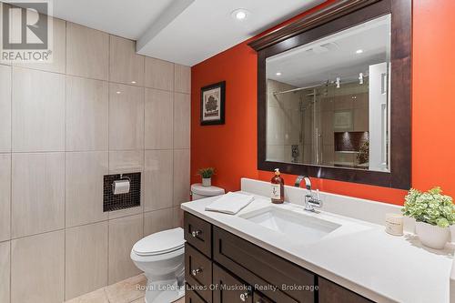 1179 Muskoka Road 117, Bracebridge (Macaulay), ON - Indoor Photo Showing Bathroom