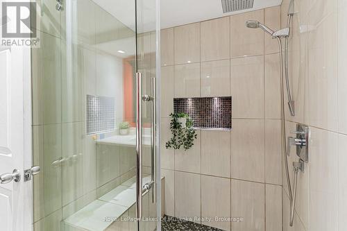 1179 Muskoka Road 117, Bracebridge (Macaulay), ON - Indoor Photo Showing Bathroom