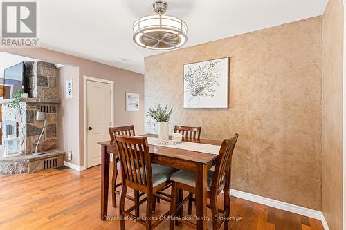 1179 Muskoka Road 117, Bracebridge (Macaulay), ON - Indoor Photo Showing Dining Room