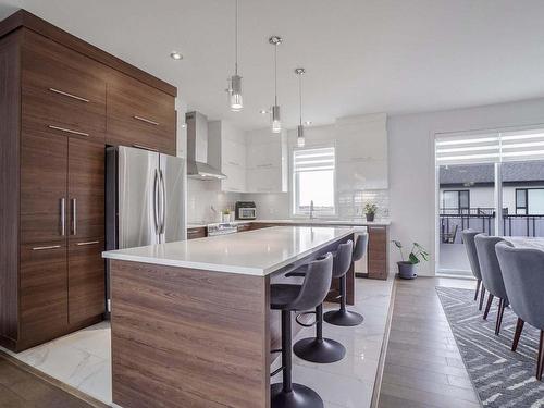 Cuisine - 262 Rue Séraphin-Bouc, Sainte-Anne-Des-Plaines, QC - Indoor Photo Showing Kitchen With Upgraded Kitchen