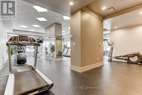 716 - 909 Bay Street, Toronto, ON - Indoor Photo Showing Gym Room