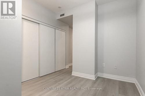 716 - 909 Bay Street, Toronto, ON - Indoor Photo Showing Other Room