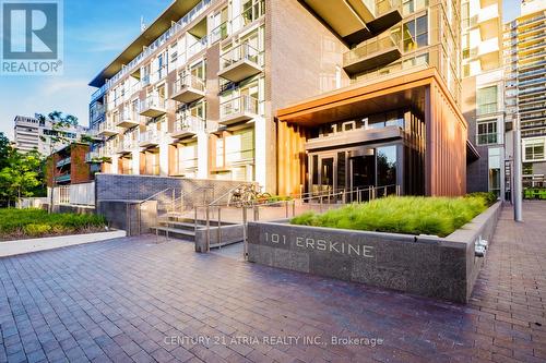 222 - 101 Erskine Avenue, Toronto, ON - Outdoor With Balcony With Facade