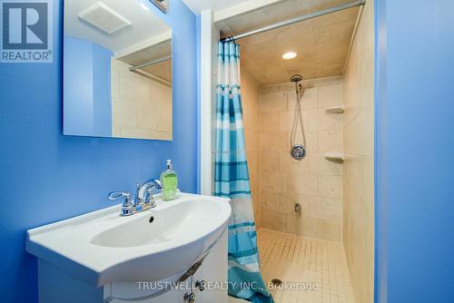 135 Laird Drive, Markham, ON - Indoor Photo Showing Bathroom