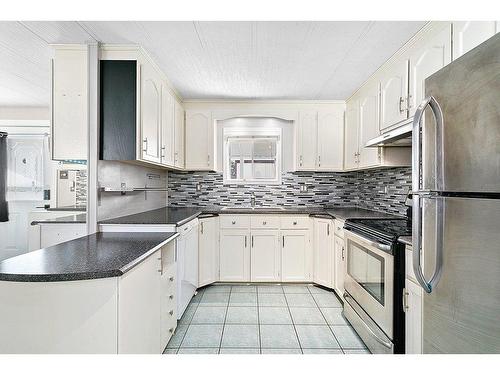 Cuisine - 127 2E Avenue O., Gatineau (Gatineau), QC - Indoor Photo Showing Kitchen With Double Sink With Upgraded Kitchen