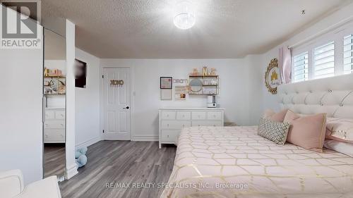 61 Braidwood Lake Road, Brampton, ON - Indoor Photo Showing Bedroom