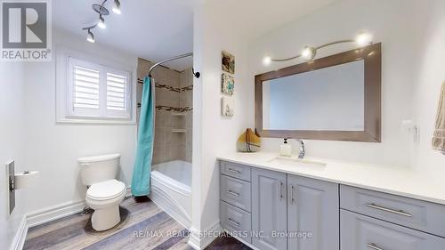 61 Braidwood Lake Road, Brampton, ON - Indoor Photo Showing Bathroom