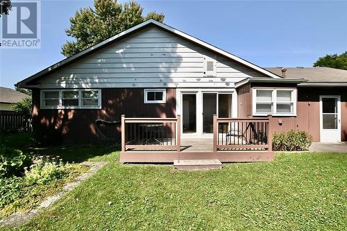 2975 Old Lakeshore Road, Sarnia, ON - Outdoor