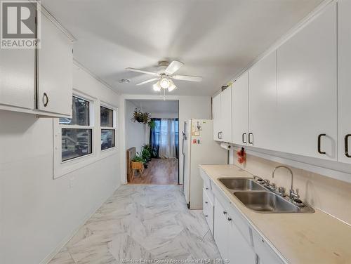 20 Bowman Avenue, Leamington, ON - Indoor Photo Showing Kitchen With Double Sink