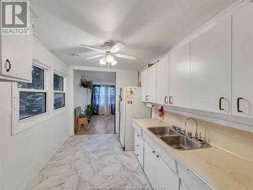 20 Bowman Avenue, Leamington, ON - Indoor Photo Showing Kitchen With Double Sink