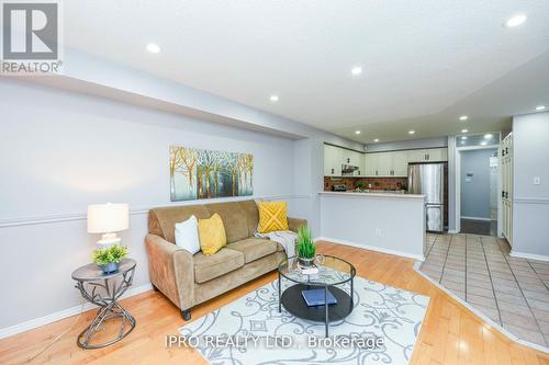 22 Desert Sand Drive, Brampton, ON - Indoor Photo Showing Living Room