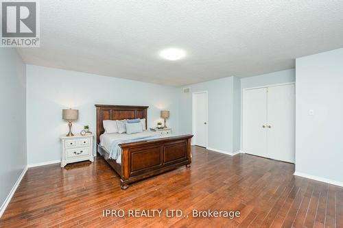 22 Desert Sand Drive, Brampton, ON - Indoor Photo Showing Bedroom