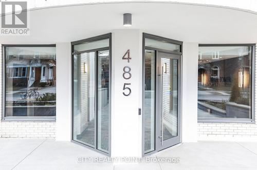 402 - 485 Huron Street, Toronto, ON - Outdoor With Exterior