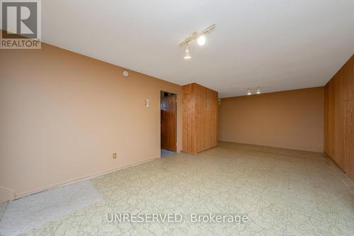 13074 Fallbrook Trail, Halton Hills, ON - Indoor Photo Showing Other Room