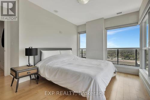 1001 - 1 Victoria Street S, Kitchener, ON - Indoor Photo Showing Bedroom