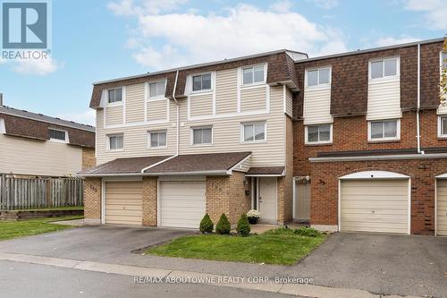 100 - 11 Harrisford Street, Hamilton, ON - Outdoor With Facade