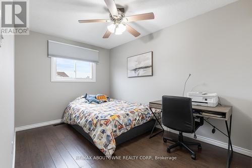 100 - 11 Harrisford Street, Hamilton, ON - Indoor Photo Showing Bedroom