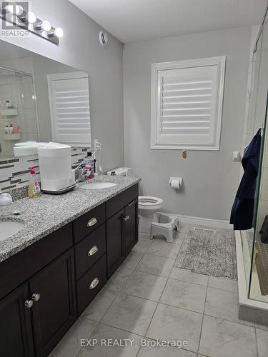 166 Rivertrail Avenue, Kitchener, ON - Indoor Photo Showing Bathroom