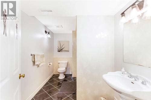 4450 Park Avenue, Hanmer, ON - Indoor Photo Showing Bathroom