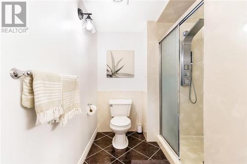 4450 Park Avenue, Hanmer, ON - Indoor Photo Showing Bathroom