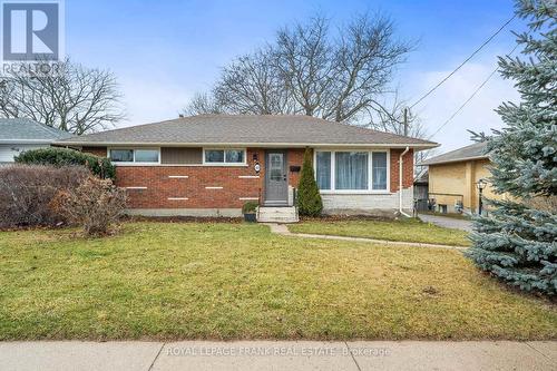 40 Athabasca Street, Oshawa (Donevan), ON - Outdoor With Facade