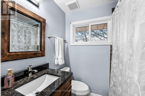 40 Athabasca Street, Oshawa (Donevan), ON - Indoor Photo Showing Bathroom