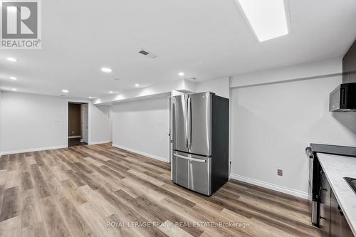 40 Athabasca Street, Oshawa (Donevan), ON - Indoor Photo Showing Kitchen