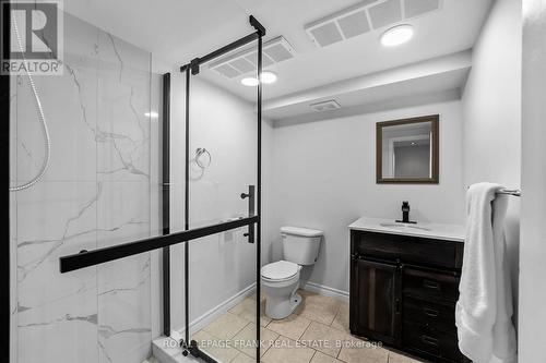 40 Athabasca Street, Oshawa (Donevan), ON - Indoor Photo Showing Bathroom