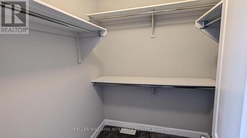 181 Bandelier Way S, Ottawa, ON - Indoor With Storage