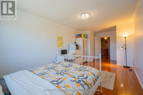 Upper - 3873 Densbury Drive, Mississauga, ON - Indoor Photo Showing Bedroom