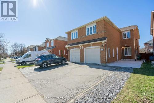 Upper - 3873 Densbury Drive, Mississauga, ON - Outdoor