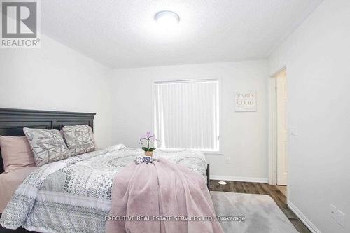 125 - 1 Beckenrose Court, Brampton, ON - Indoor Photo Showing Bedroom