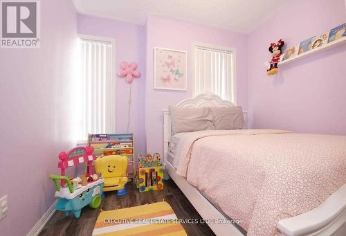 125 - 1 Beckenrose Court, Brampton, ON - Indoor Photo Showing Bedroom