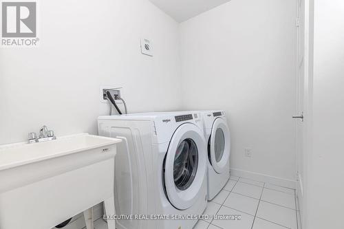 39 - 200 Malta Avenue, Brampton, ON - Indoor Photo Showing Laundry Room