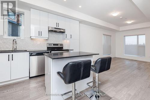 39 - 200 Malta Avenue, Brampton, ON - Indoor Photo Showing Kitchen With Stainless Steel Kitchen With Upgraded Kitchen