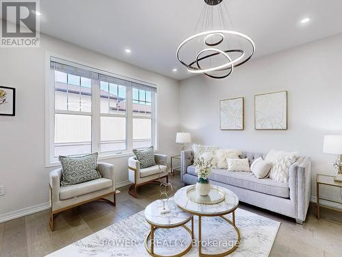 3479 Eternity Way, Oakville, ON - Indoor Photo Showing Living Room