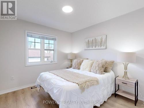 3479 Eternity Way, Oakville, ON - Indoor Photo Showing Bedroom