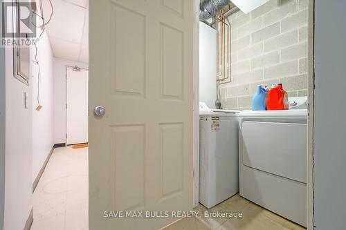 62 - 151 Townsgate Drive, Vaughan, ON - Indoor Photo Showing Laundry Room