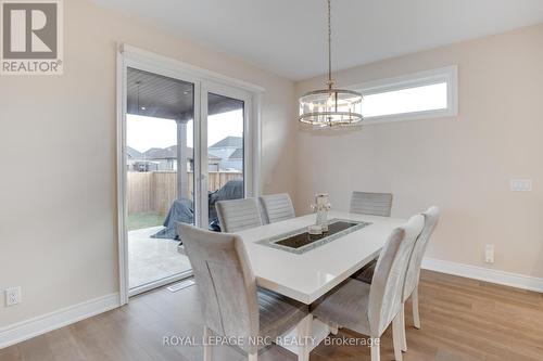 4230 Village Creek Drive, Fort Erie, ON - Indoor Photo Showing Dining Room