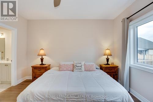 4230 Village Creek Drive, Fort Erie, ON - Indoor Photo Showing Bedroom