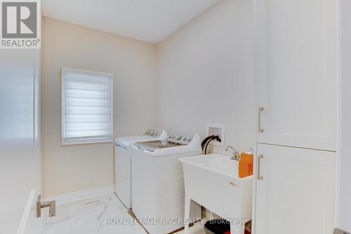 4230 Village Creek Drive, Fort Erie, ON - Indoor Photo Showing Laundry Room